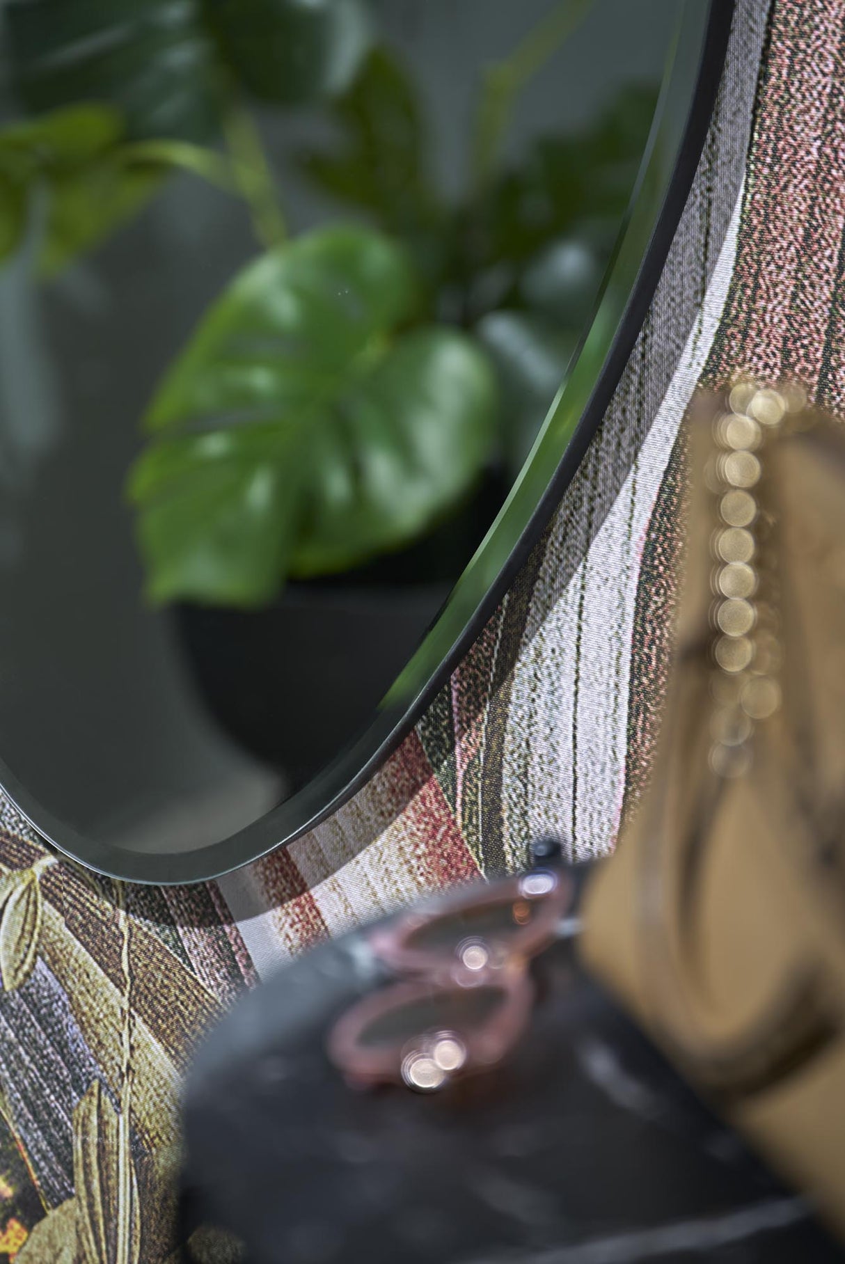 Mirror HA1141
