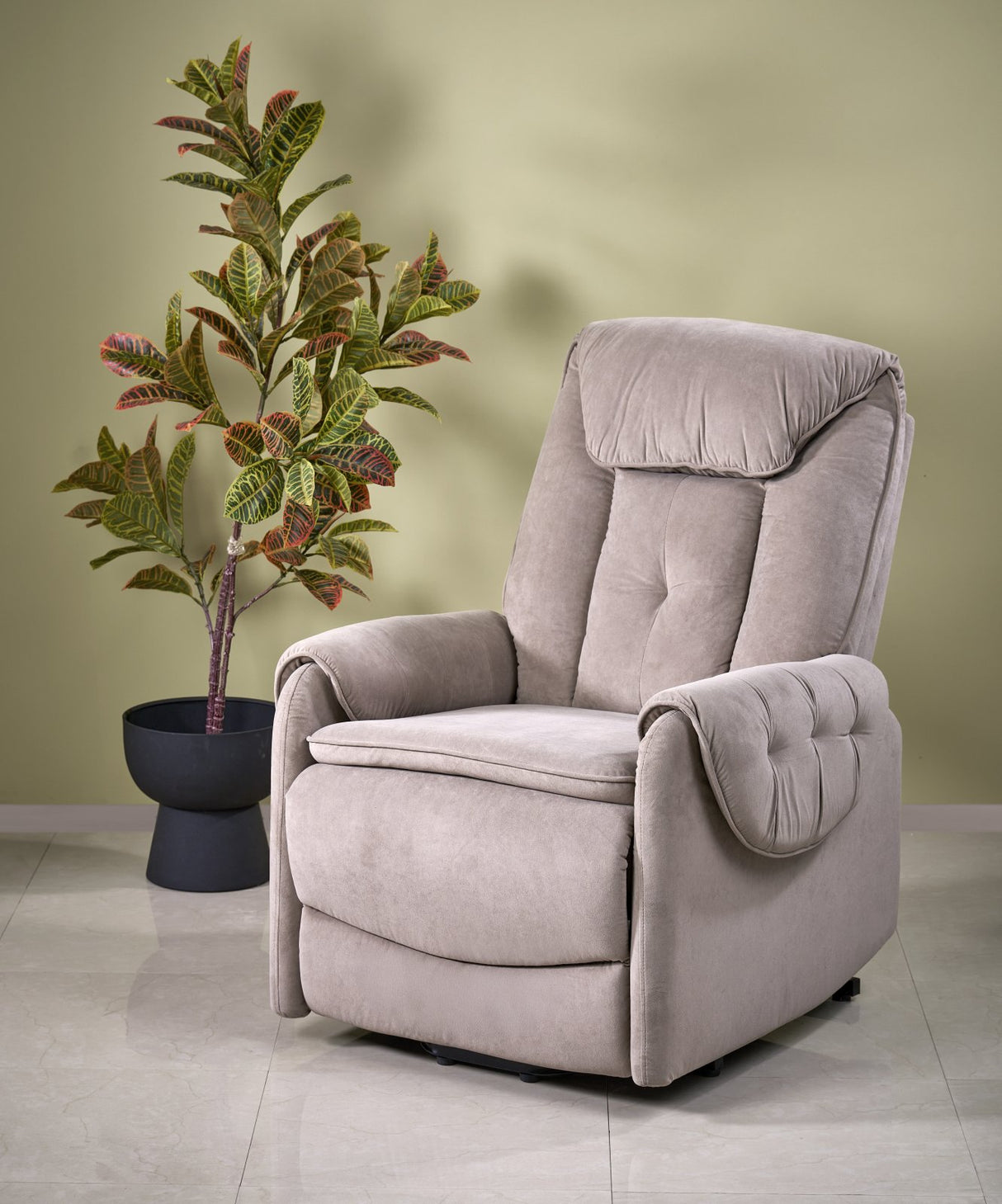 Lounge Chair HA1362