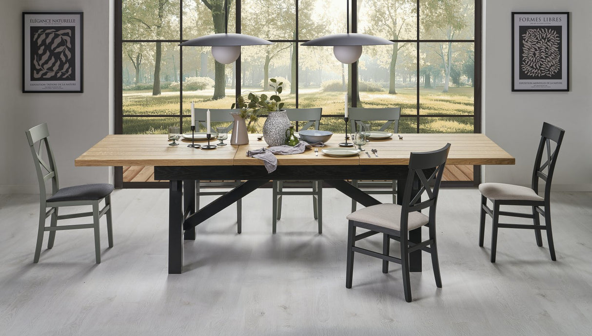Extendable Dining Table HA1642