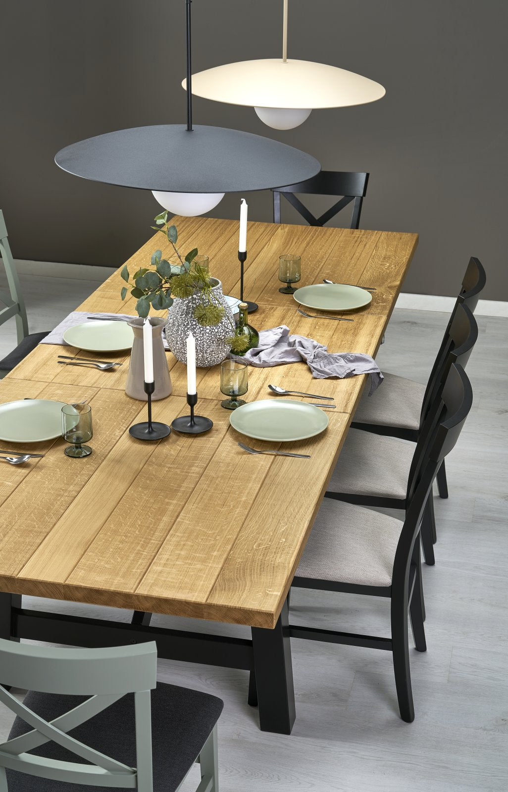 Extendable Dining Table HA1642