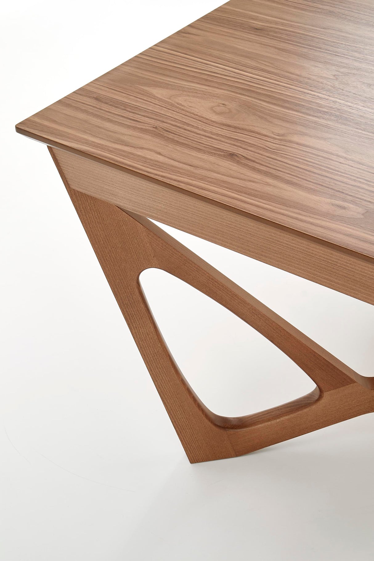 Dining Table HA9871