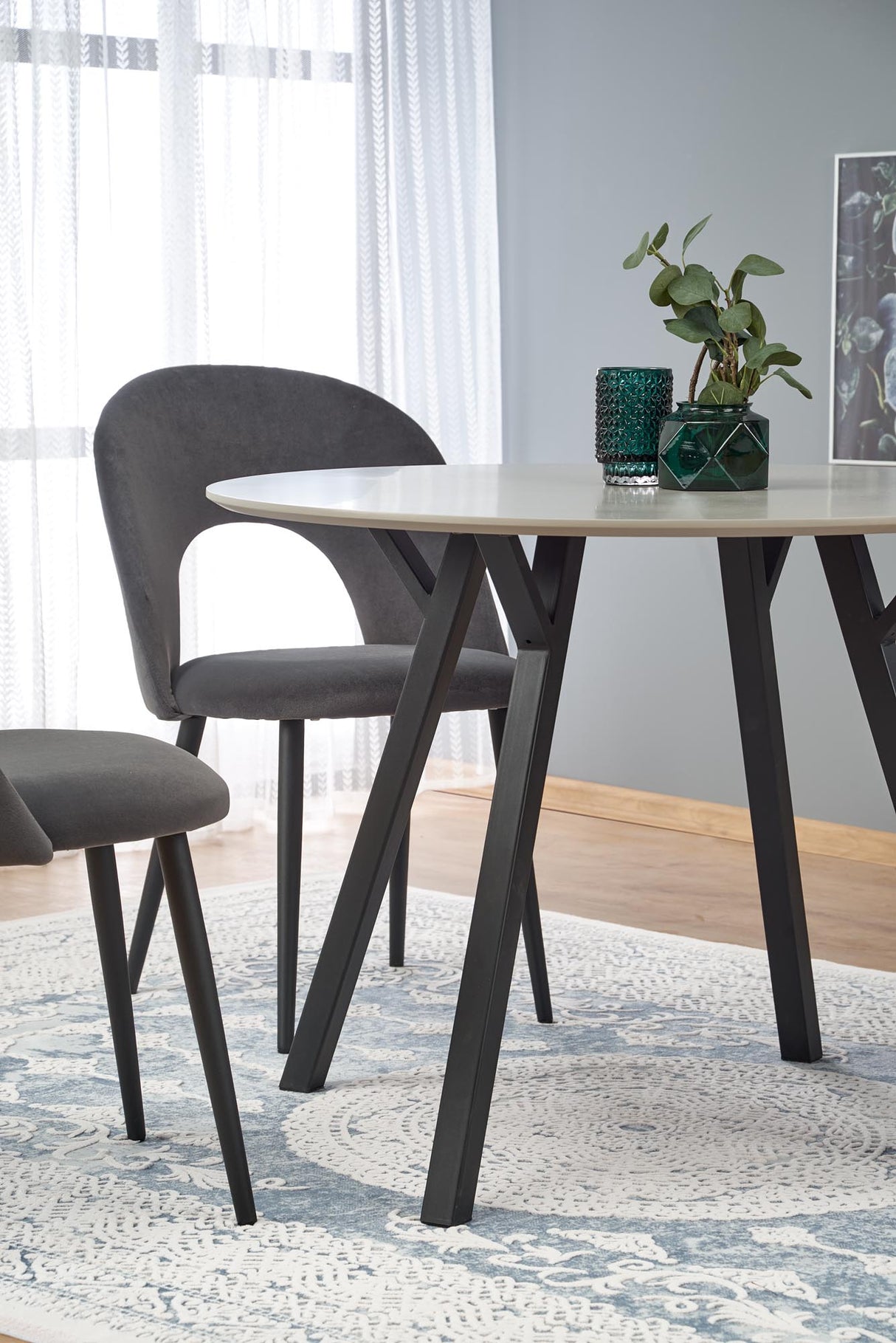 Dining Table HA4398