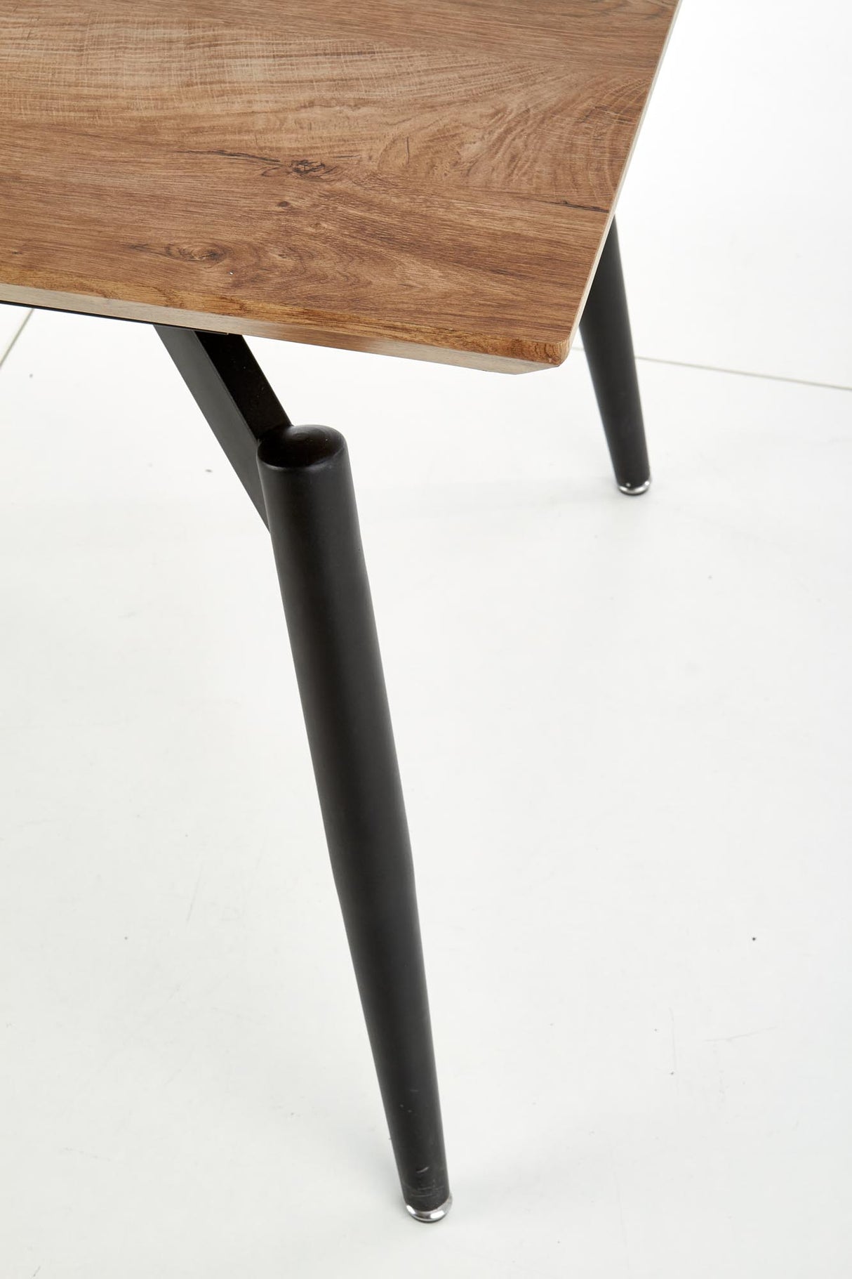 Dining Table HA2647