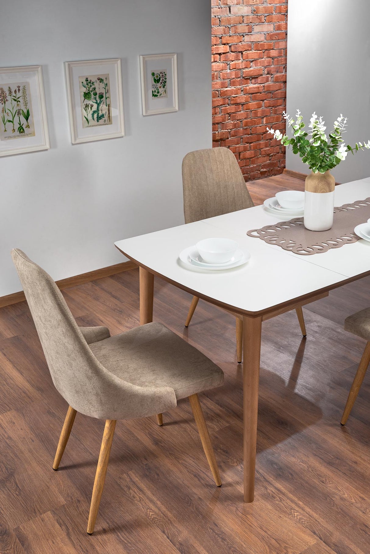 Dining Table HA2642
