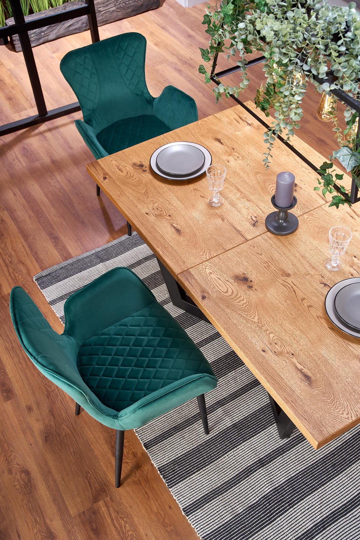 Dining Table HA2586