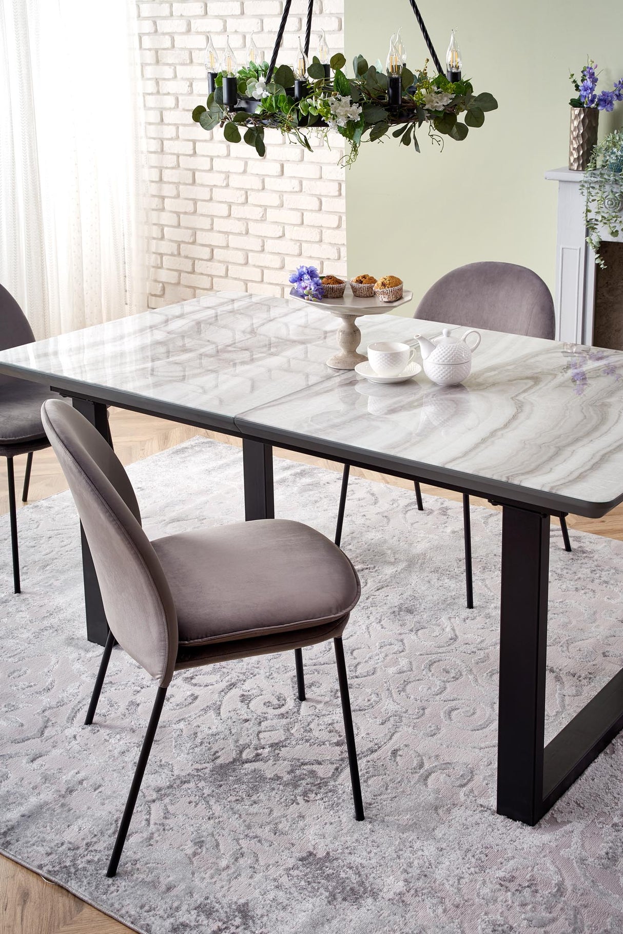Dining Table HA2448