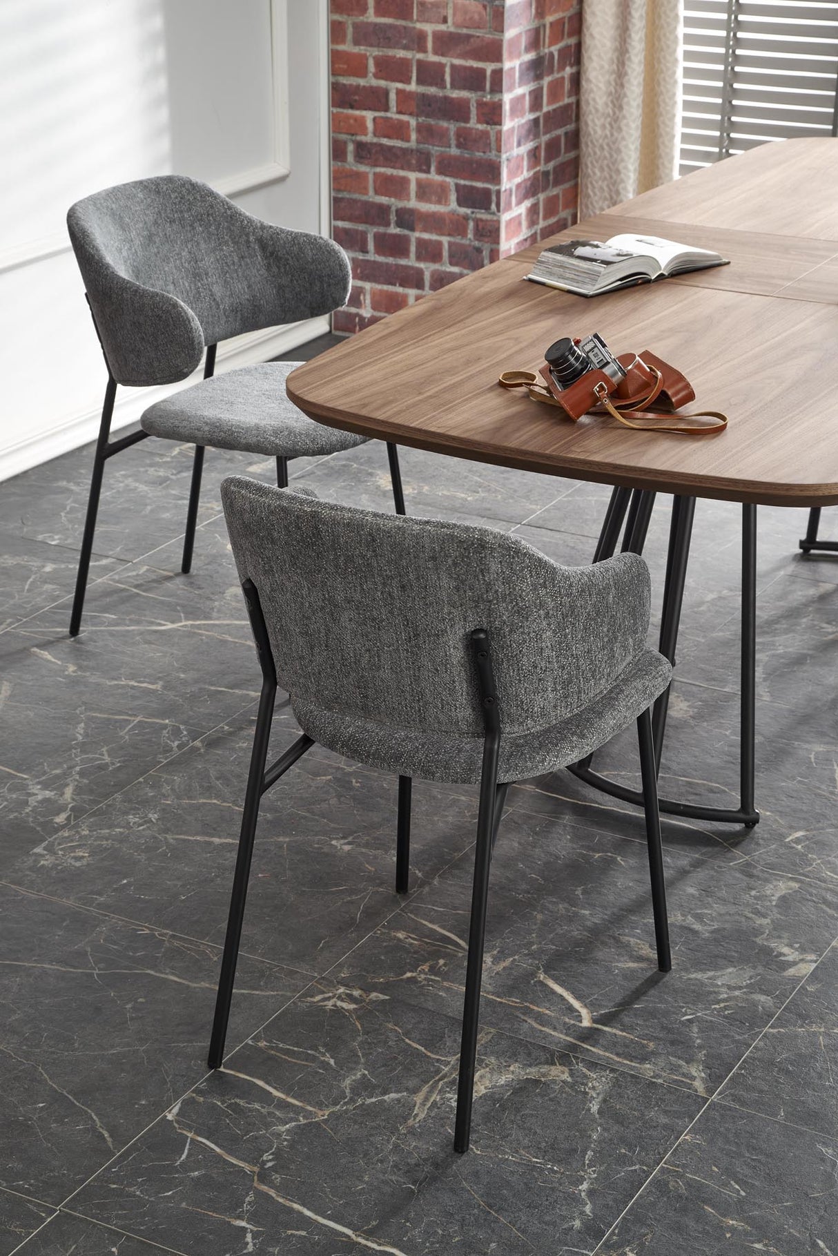 Dining Table HA4283
