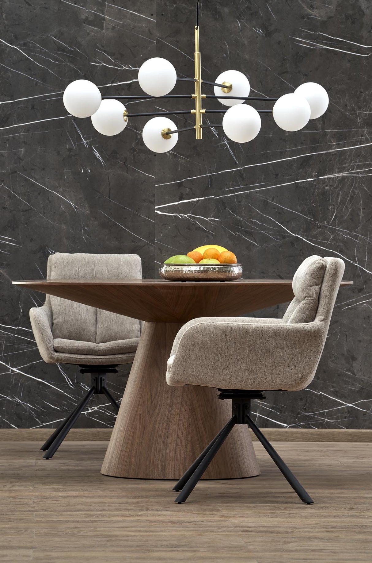 Dining Table HA1998