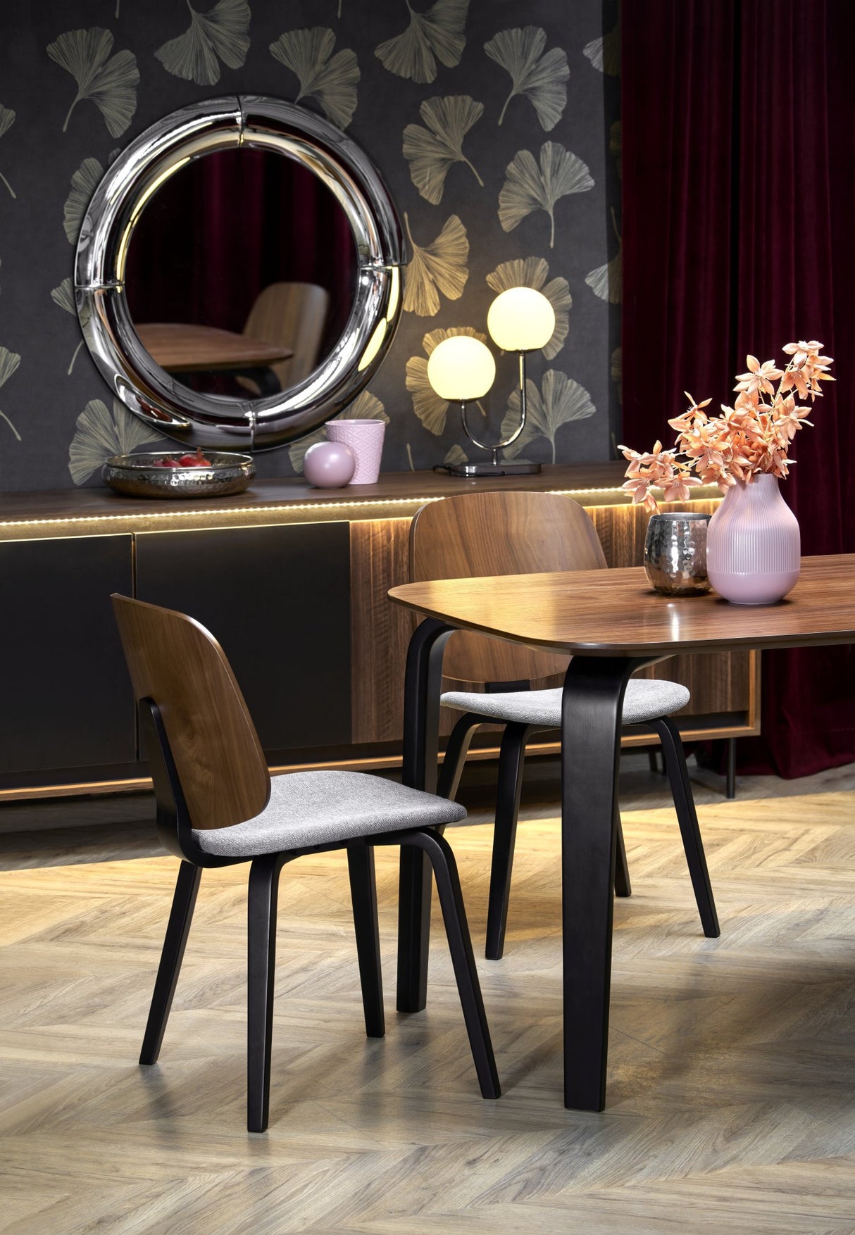 Dining Table HA4718