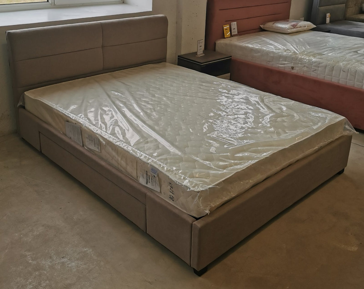 Bed with mattress HA1748