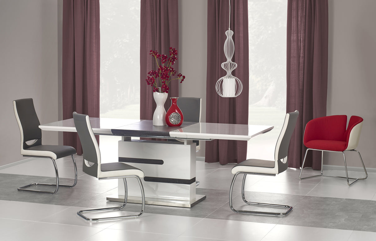 Dining Table HA4379