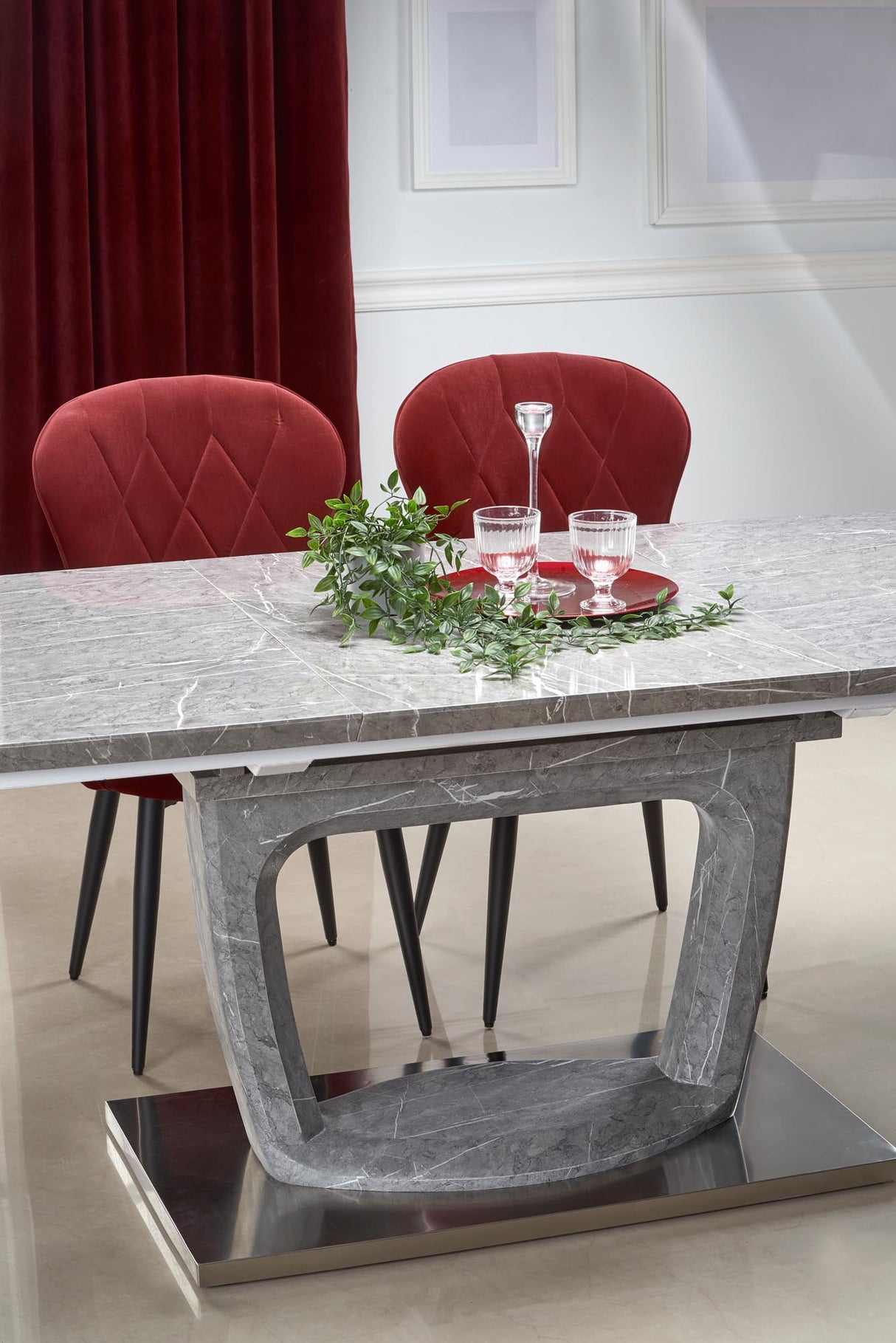 Dining Table HA8178